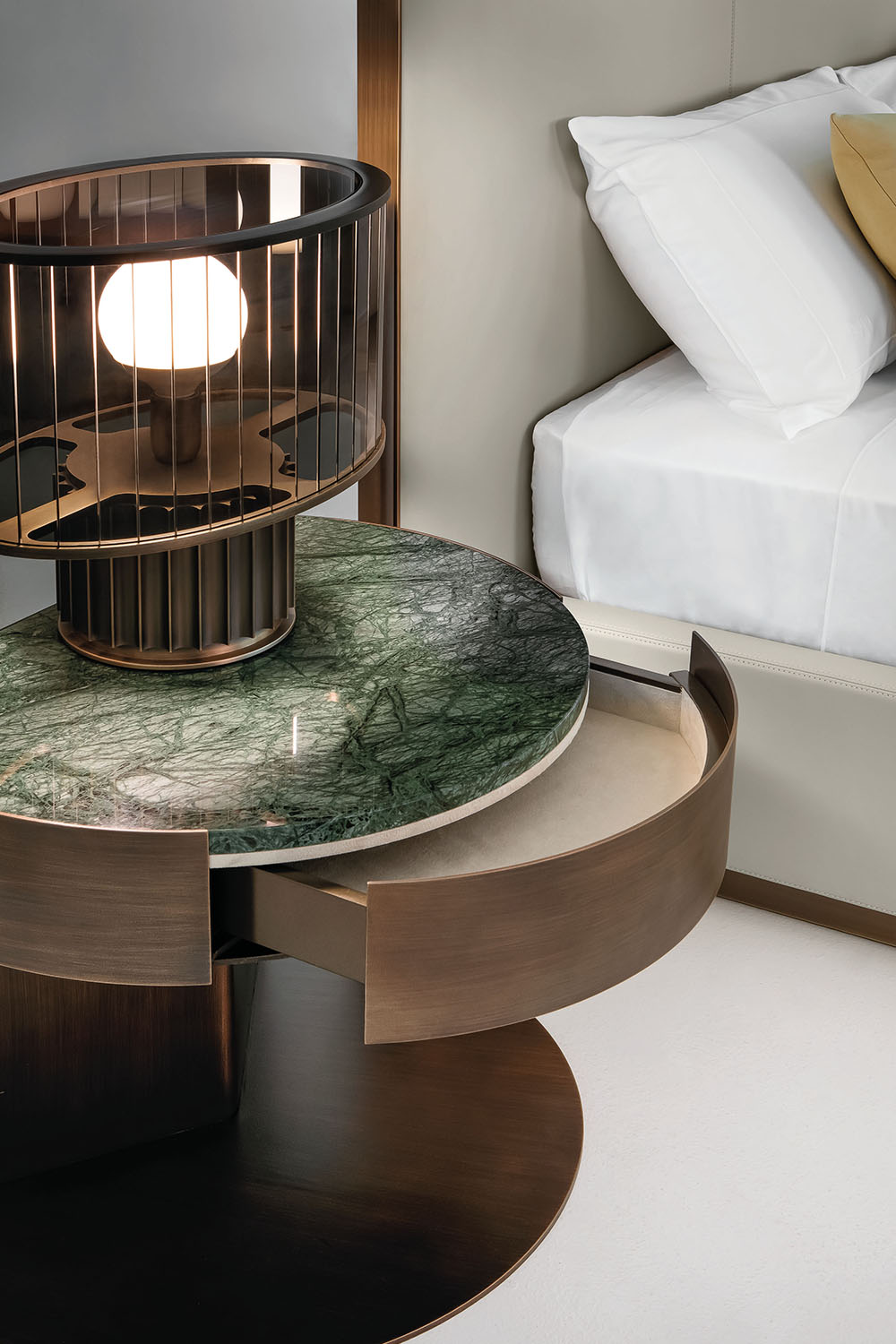 Block one image left