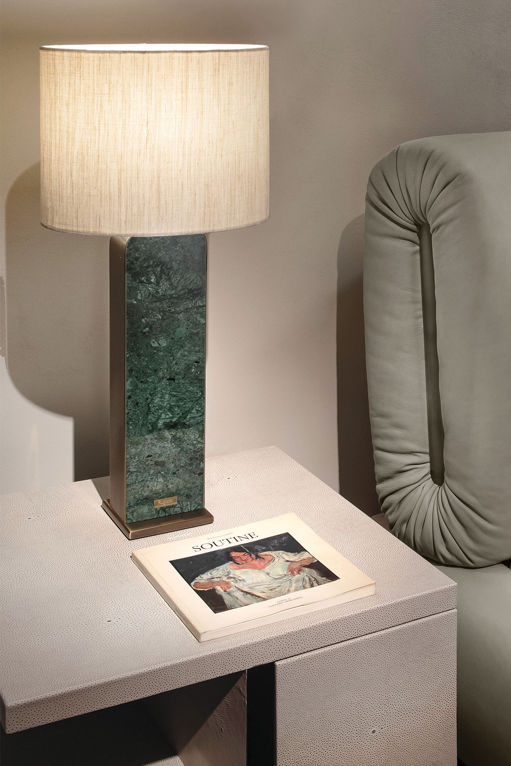 Block one image right