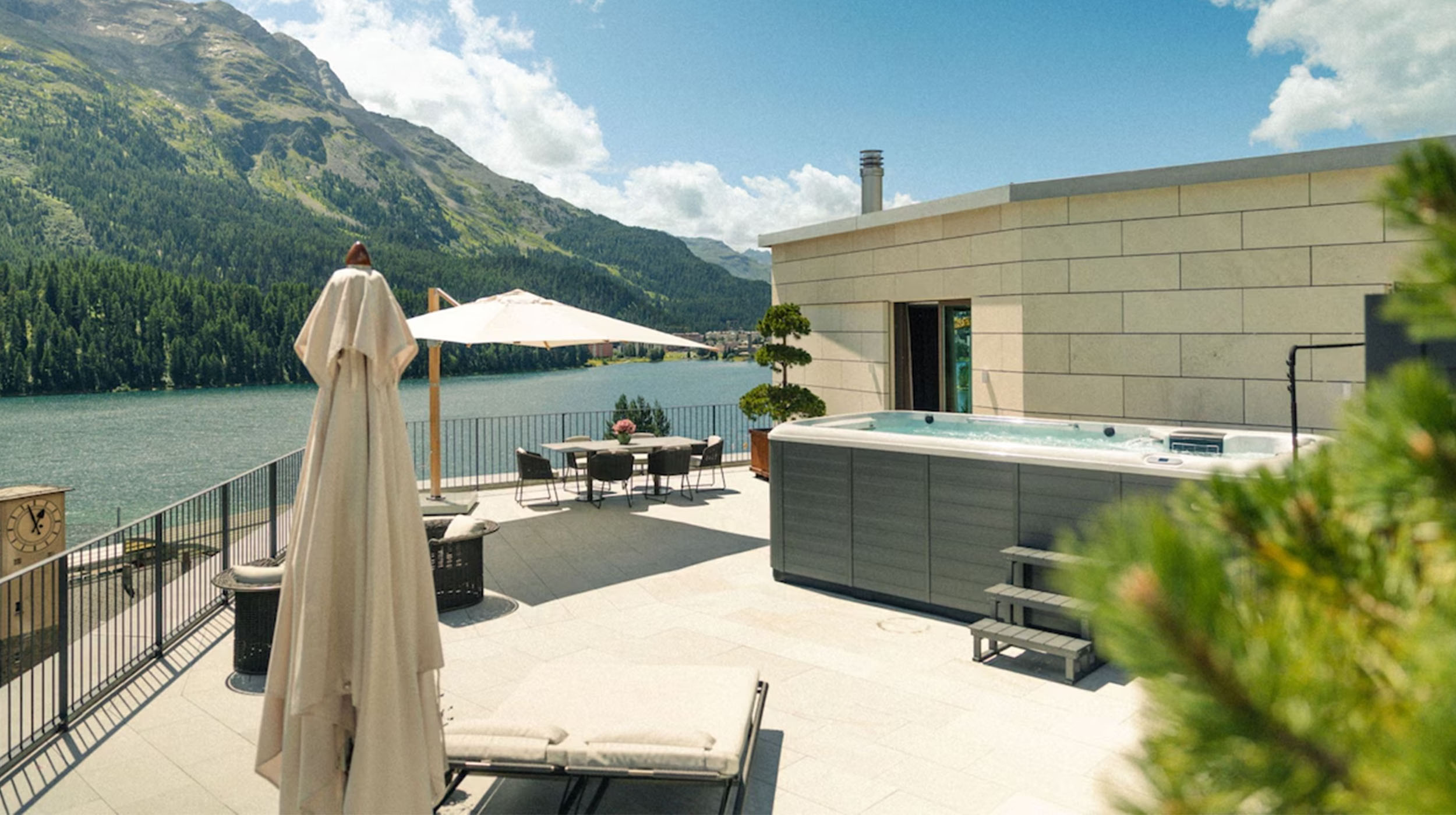 Block one image full