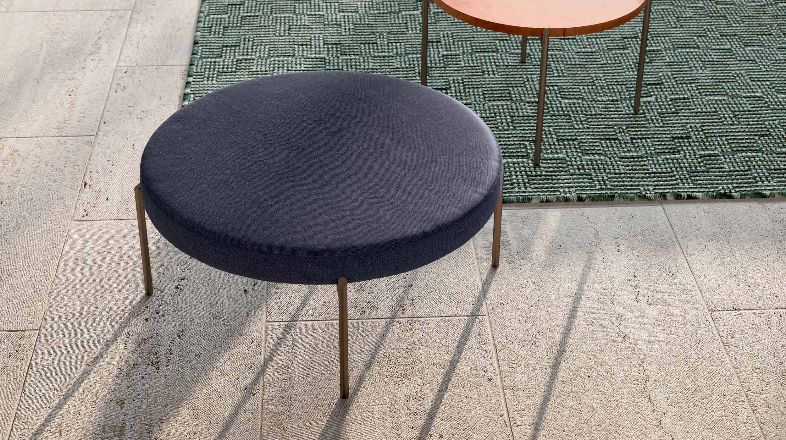 Block one image full