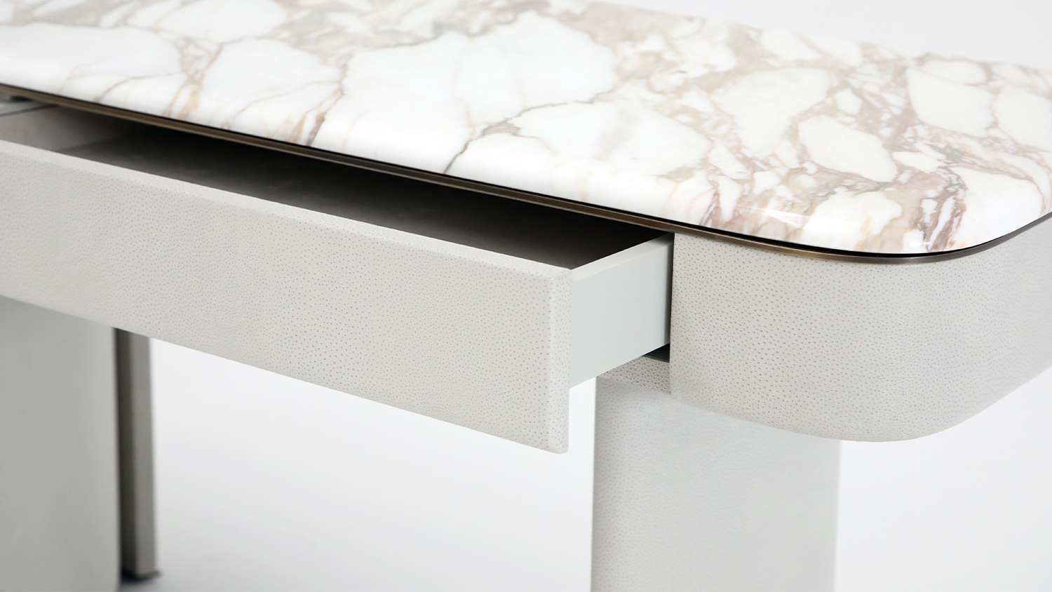 Block one image left