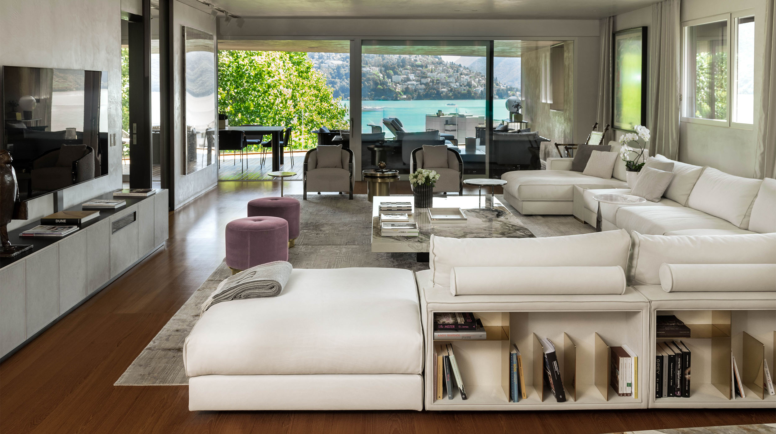 Block one image full