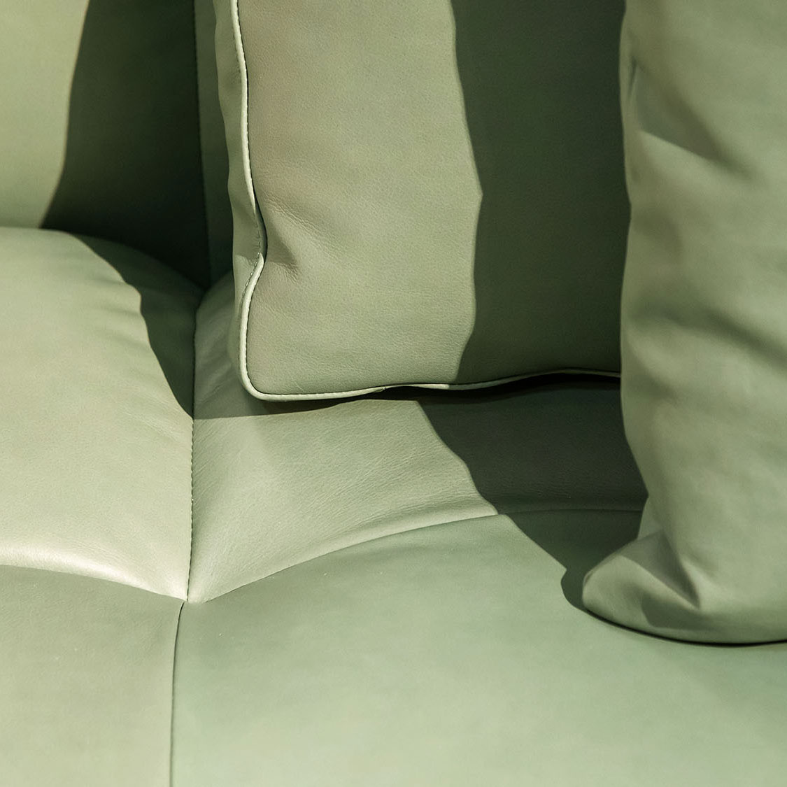 Block one image right