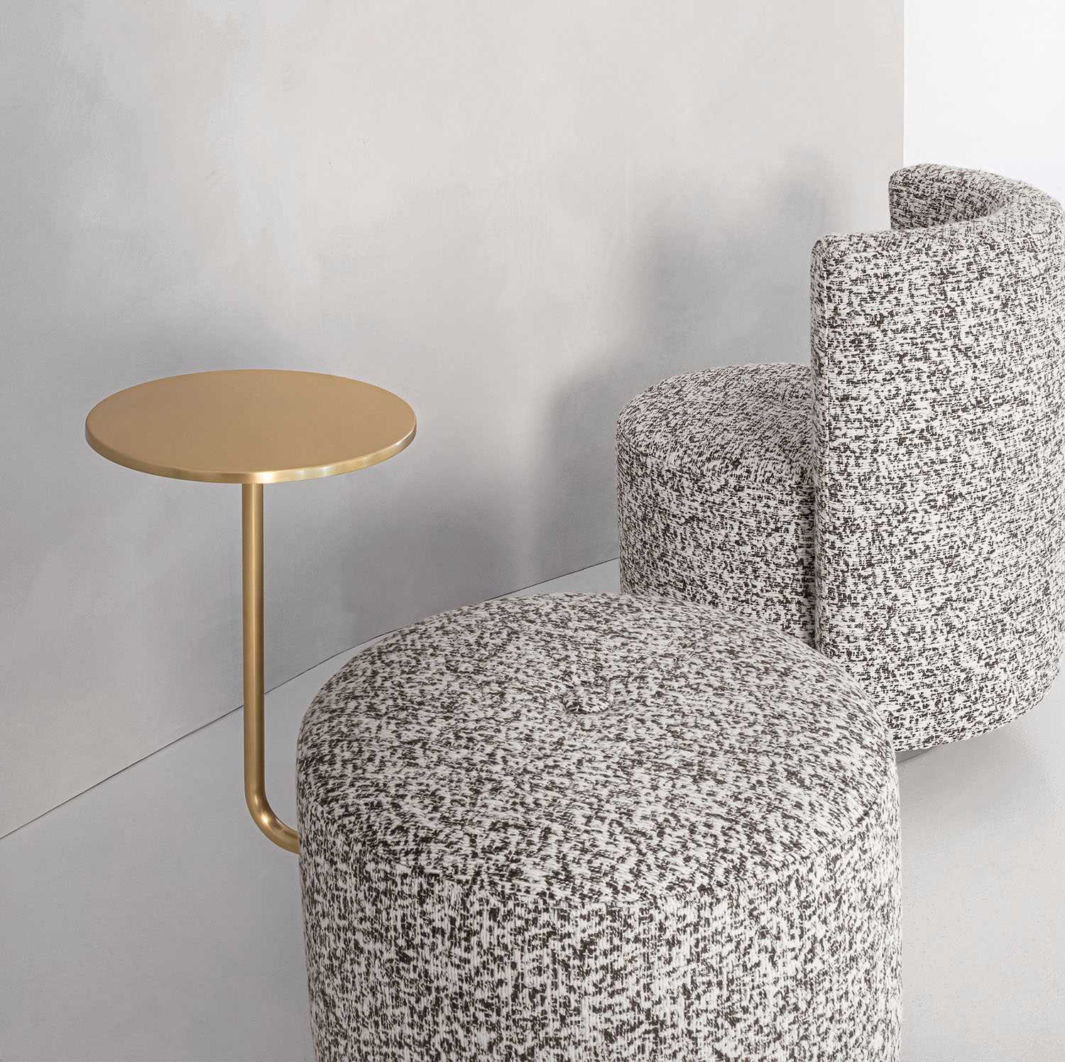 Block one image right