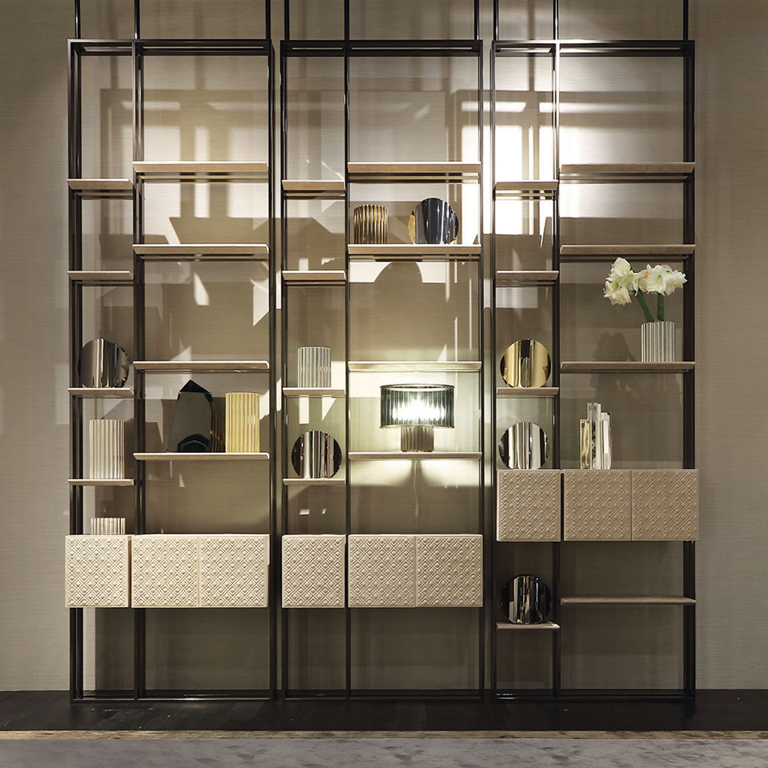 Block one image centered