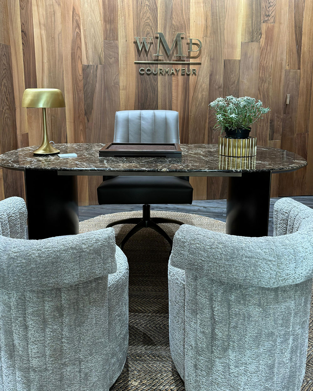 Block one image left