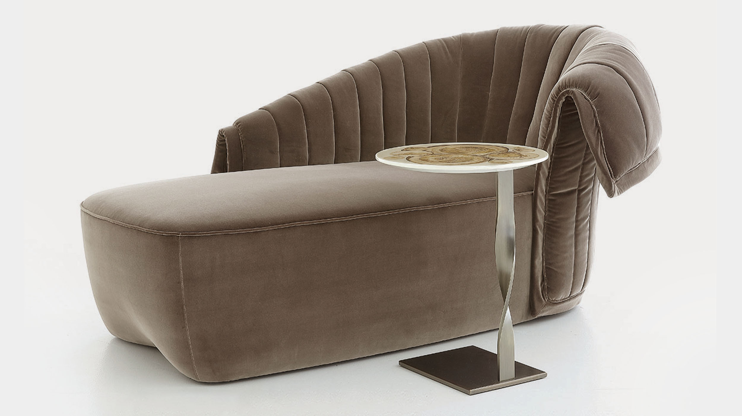 Block one image full