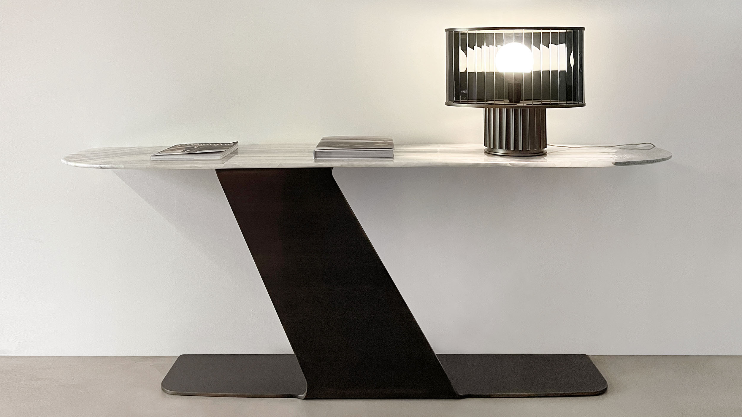 Block one image centered