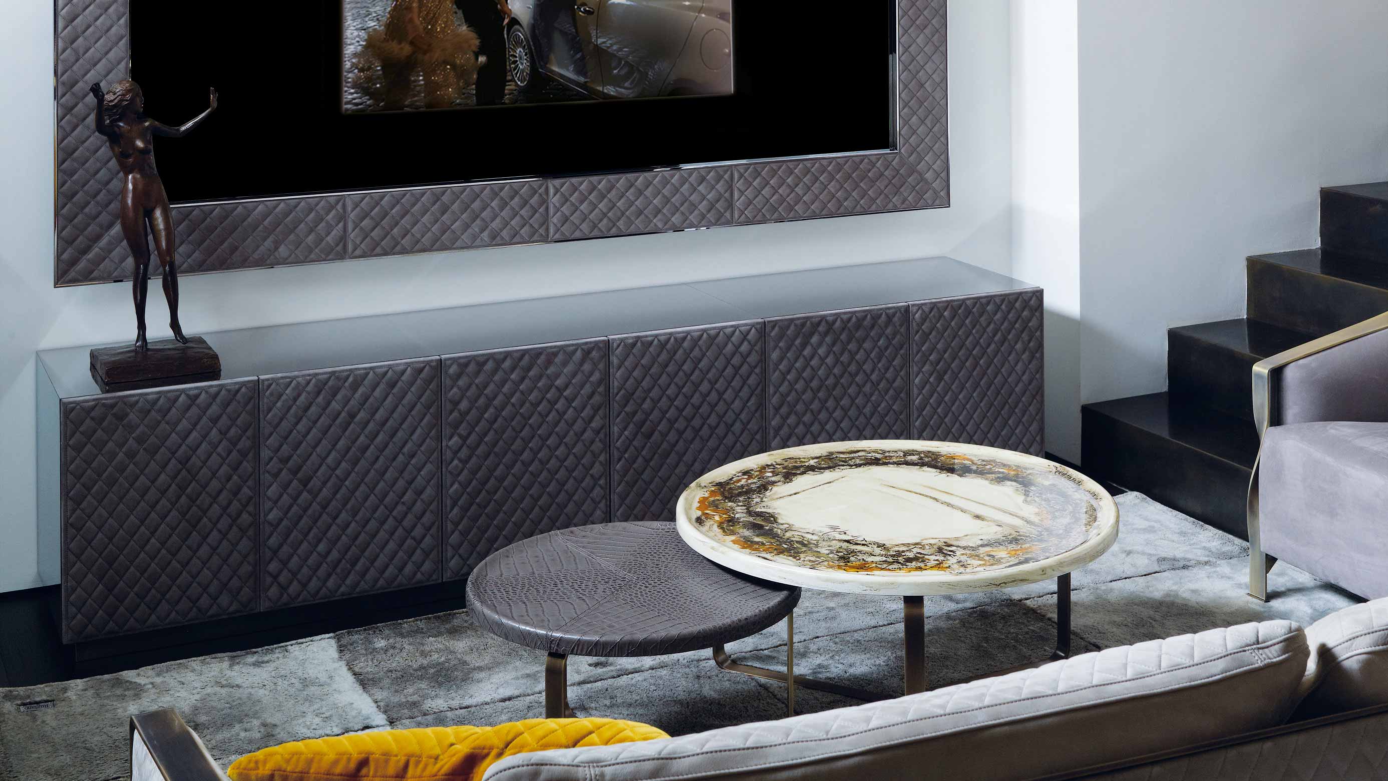 Block one image centered