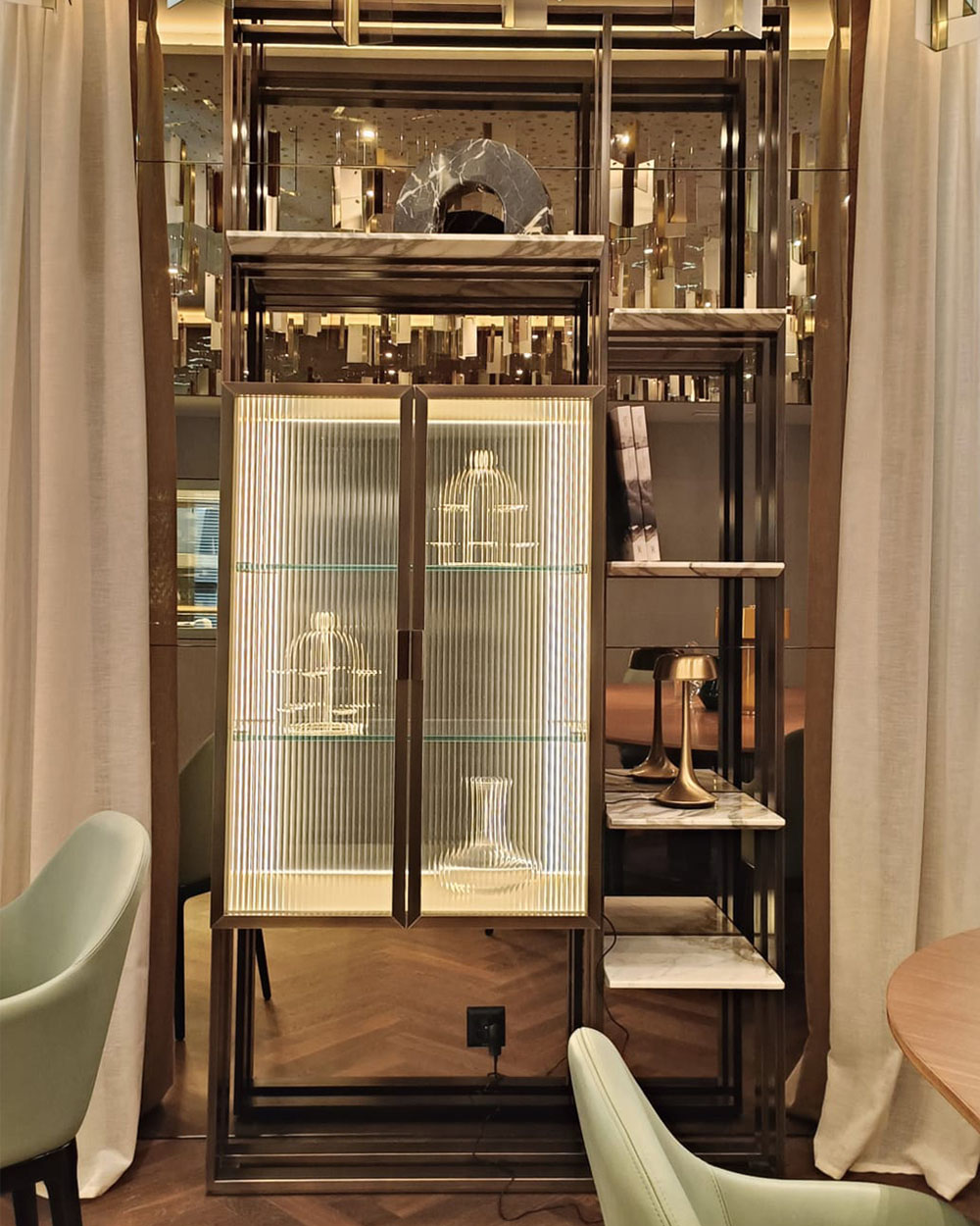 Block one image right