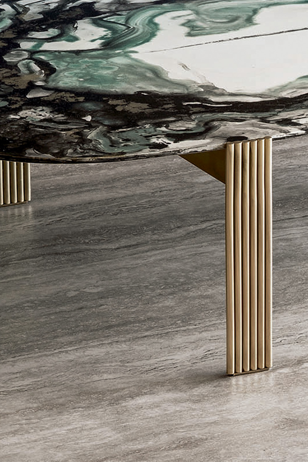 Block one image right