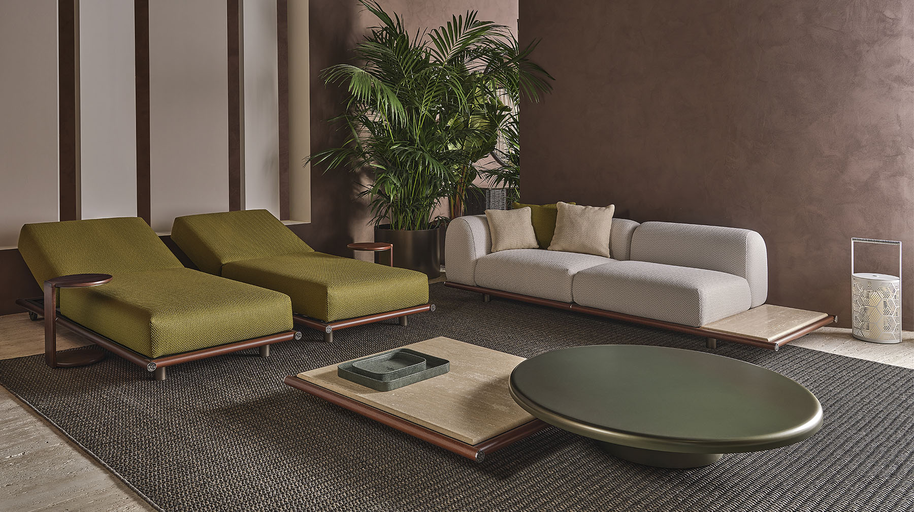 Block one image full