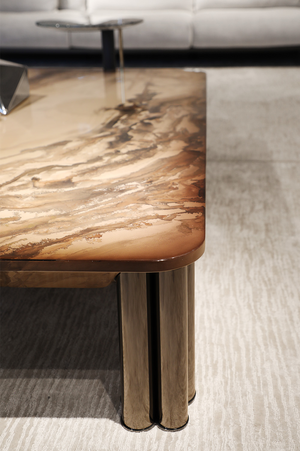 Block one image right