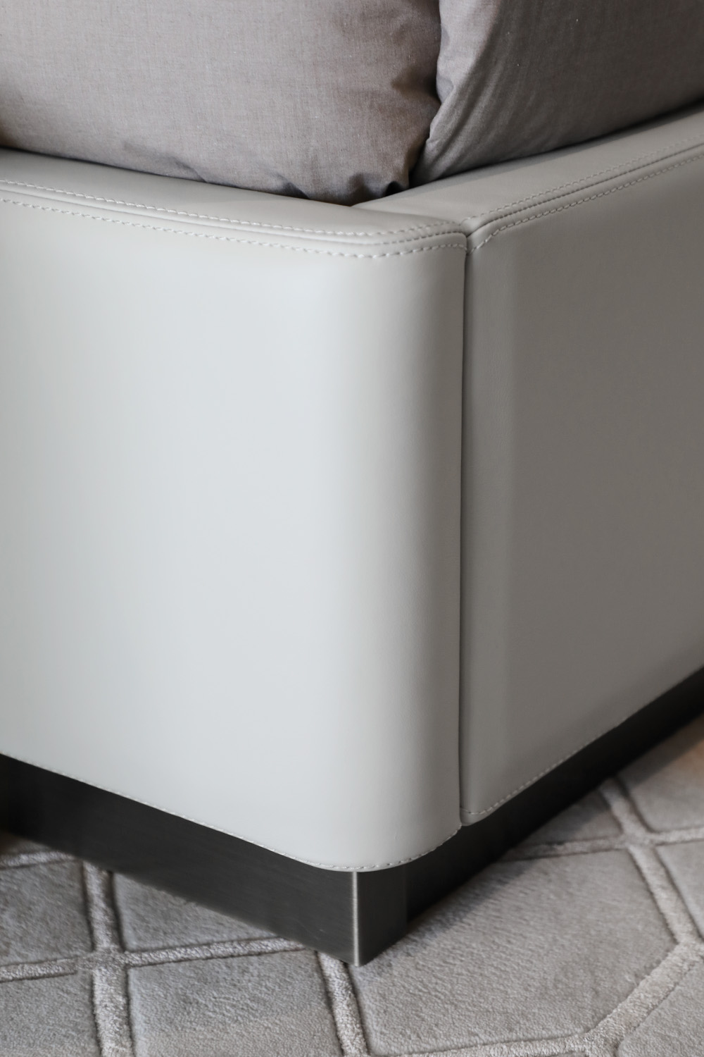 Block one image right