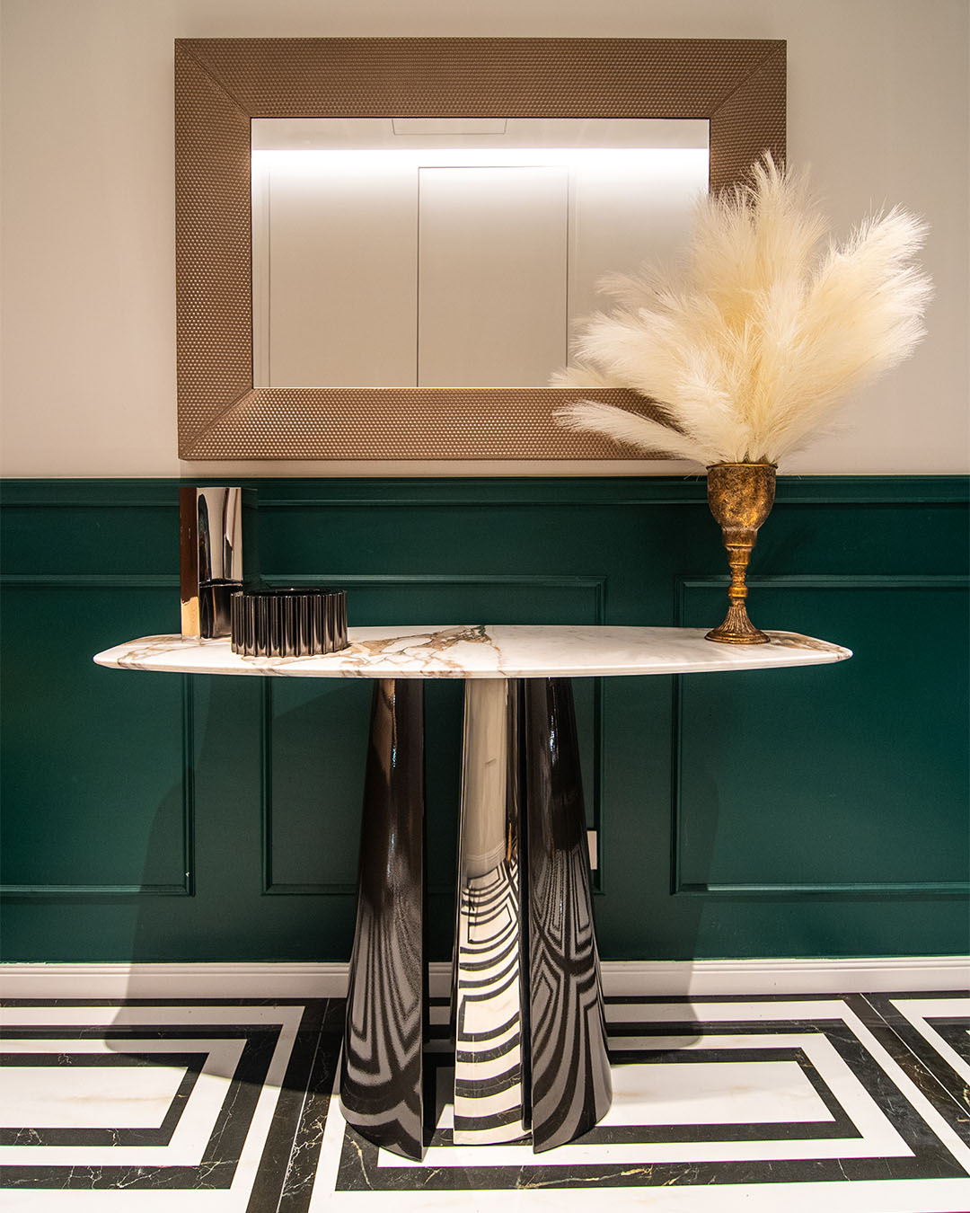 Block one image left