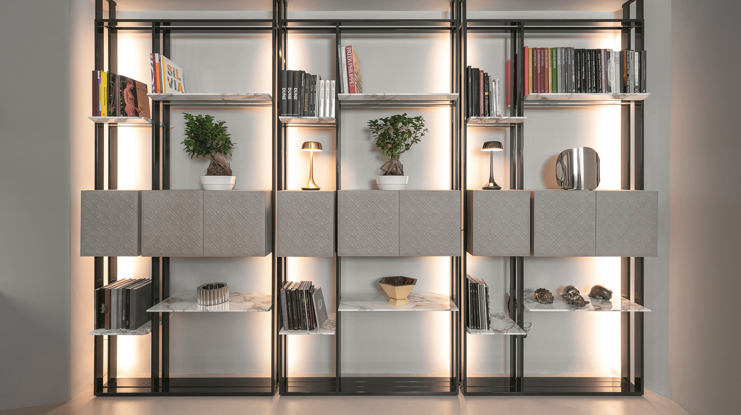 Block one image full