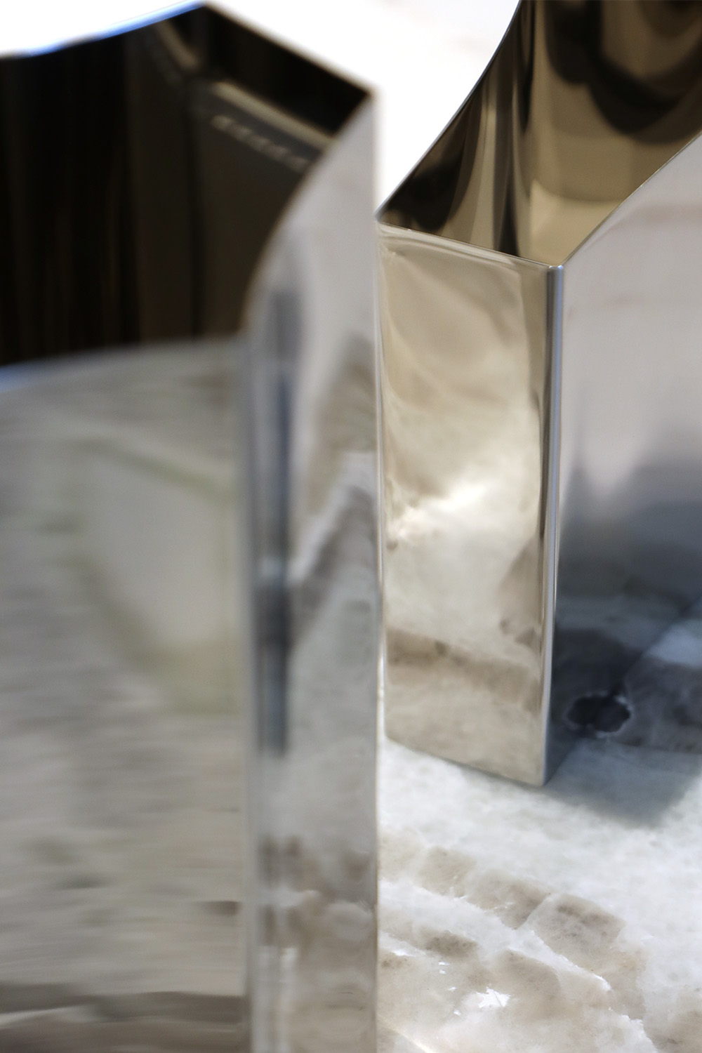 Block one image left