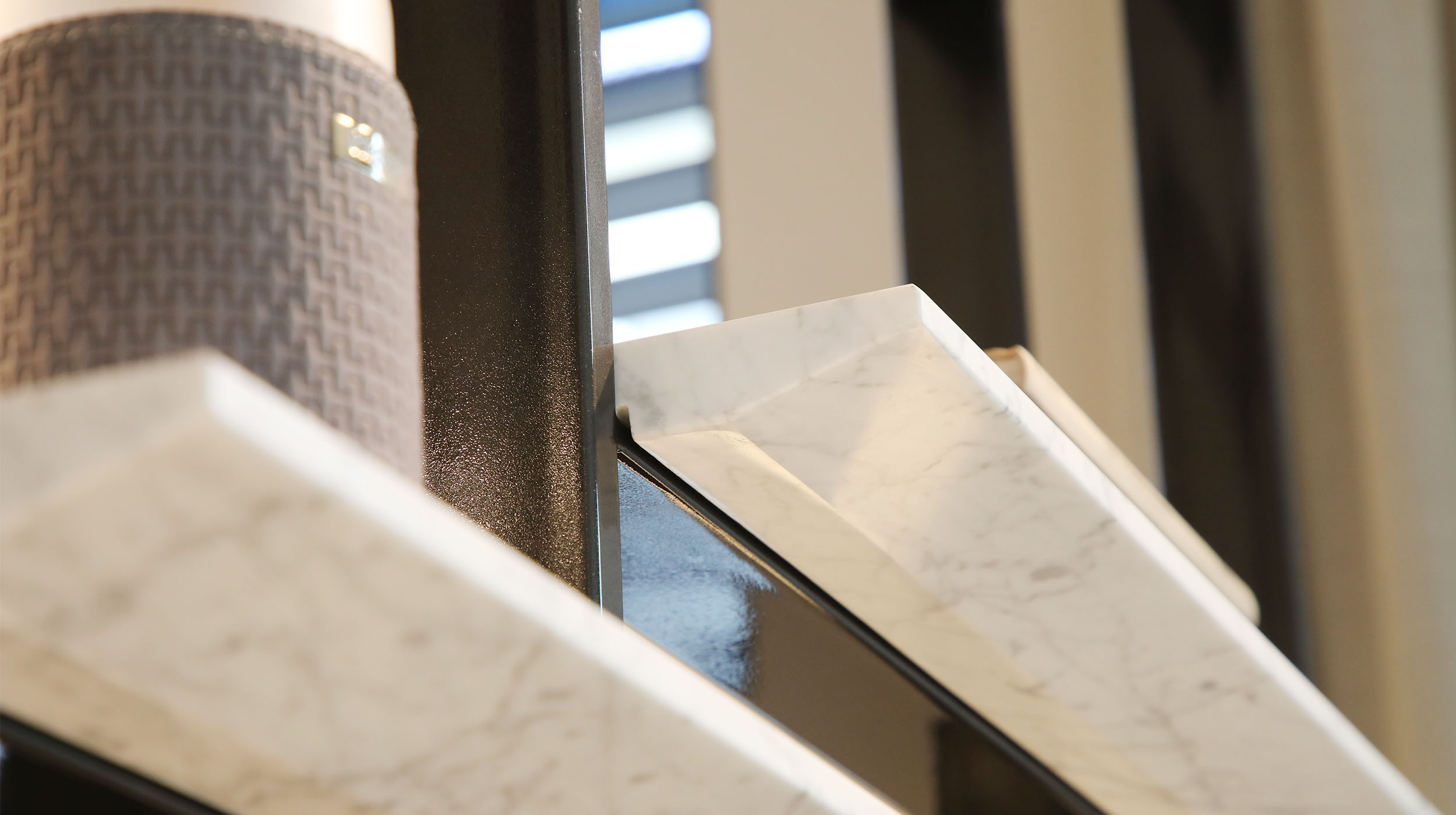 Block one image centered