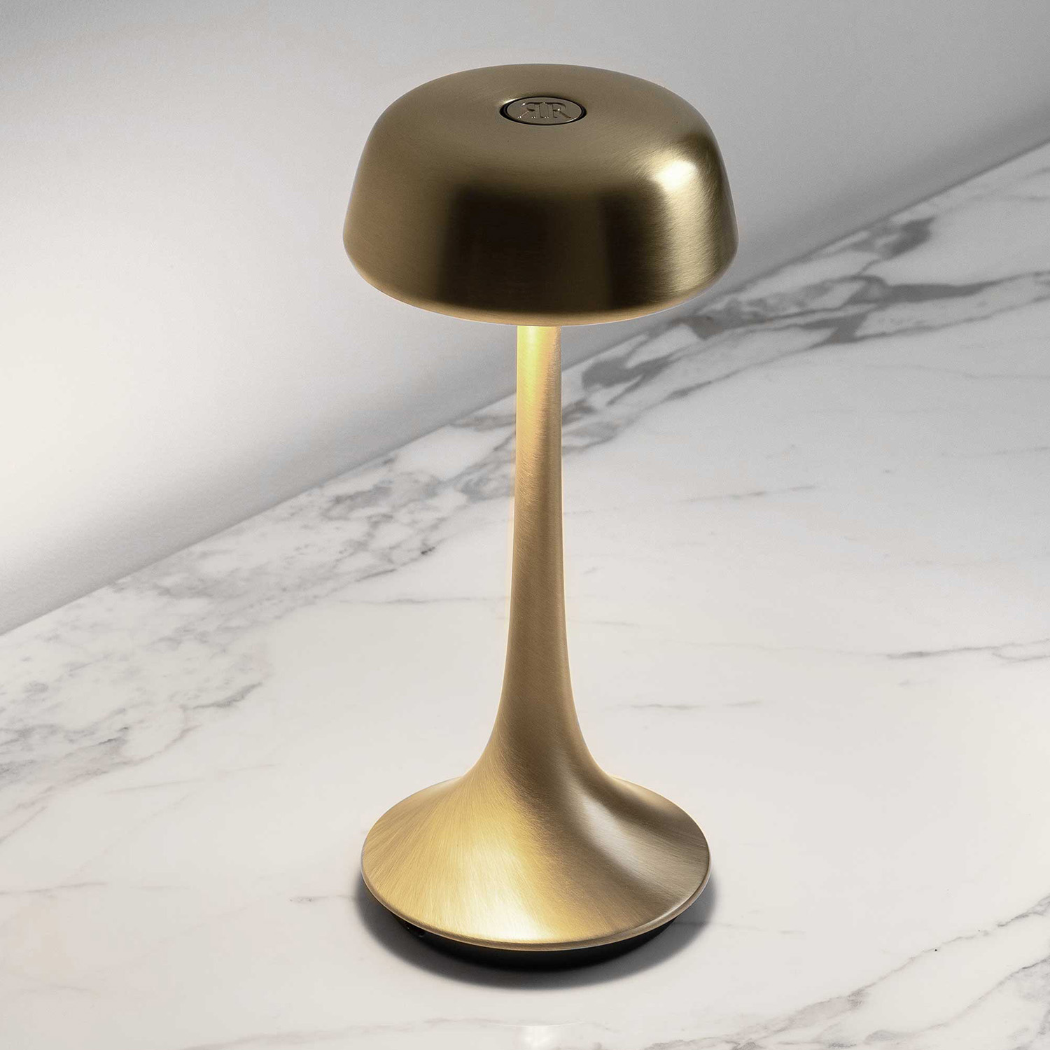 Block one image left