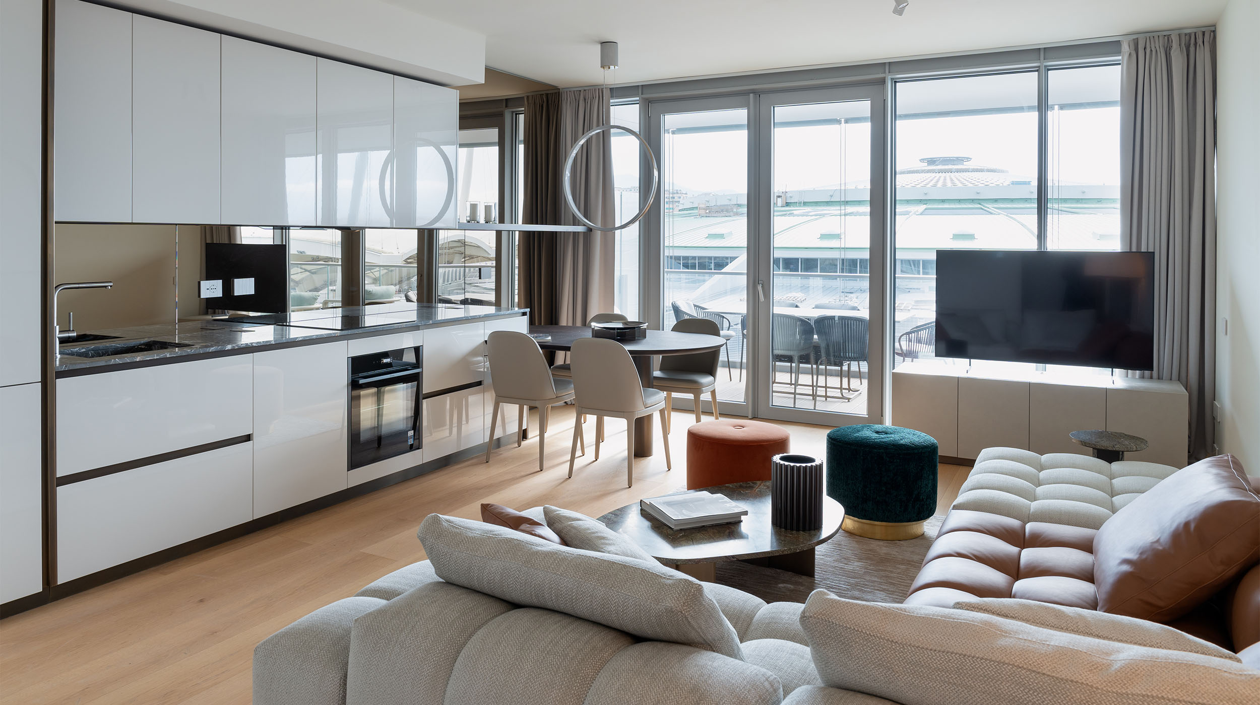 Block one image full