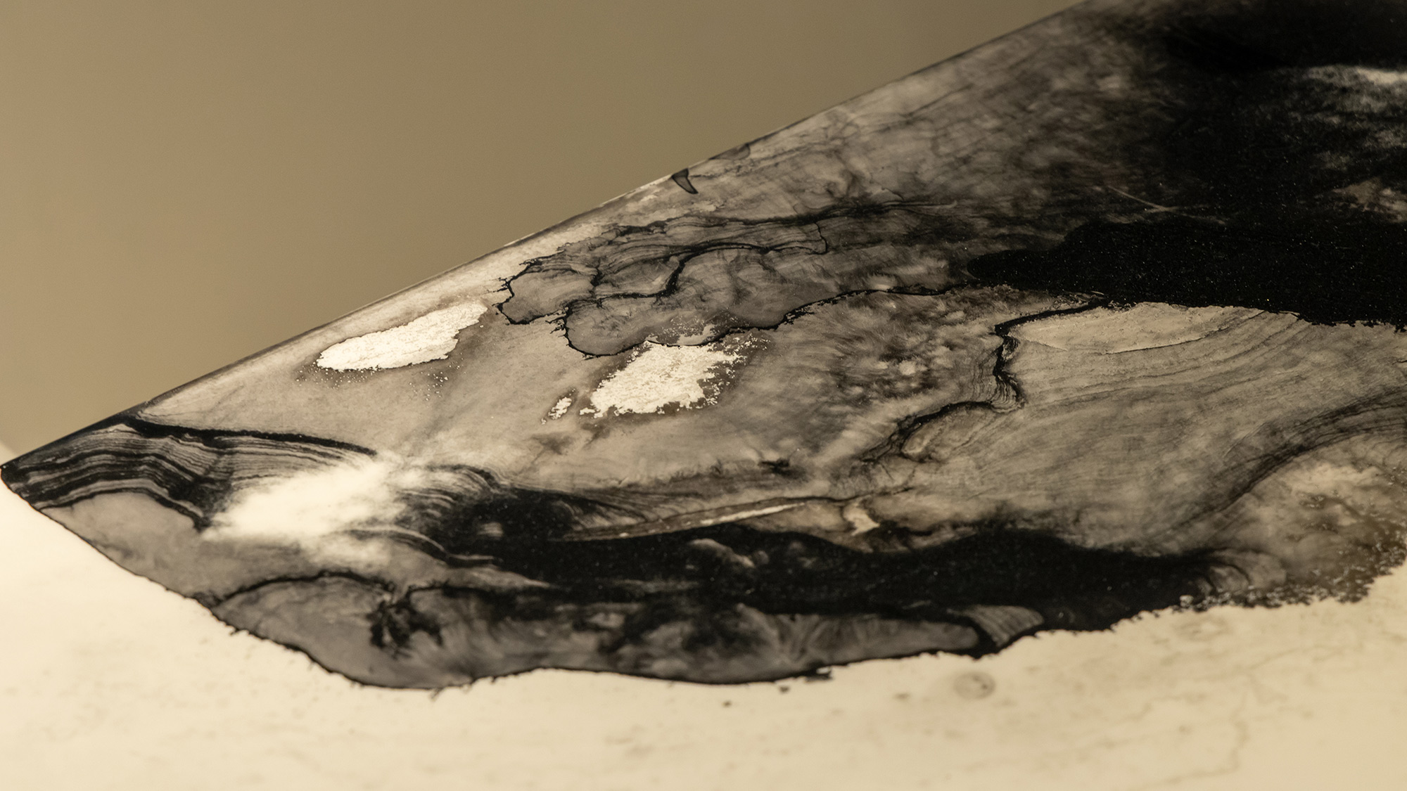 Block one image centered