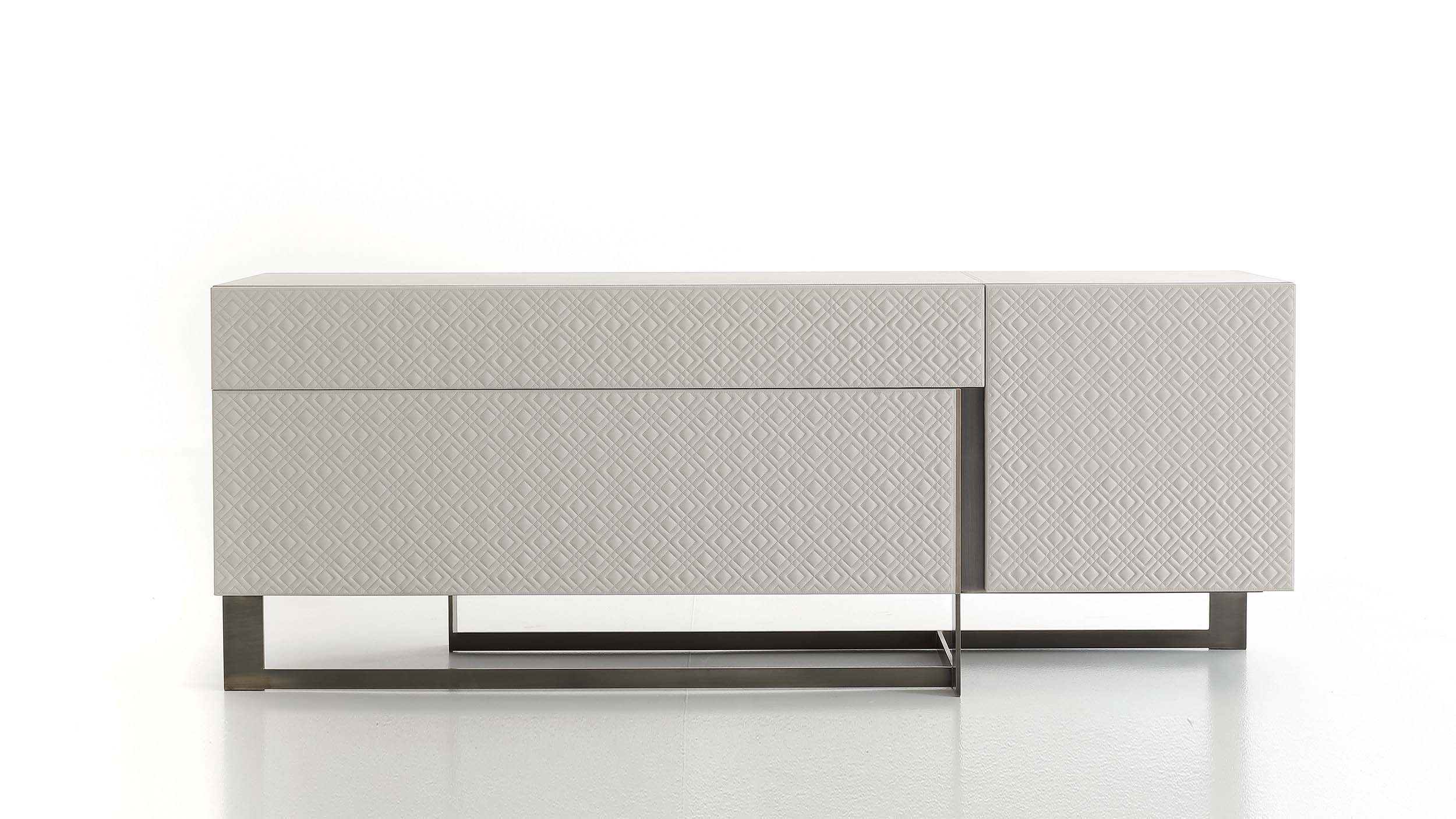 Block one image centered