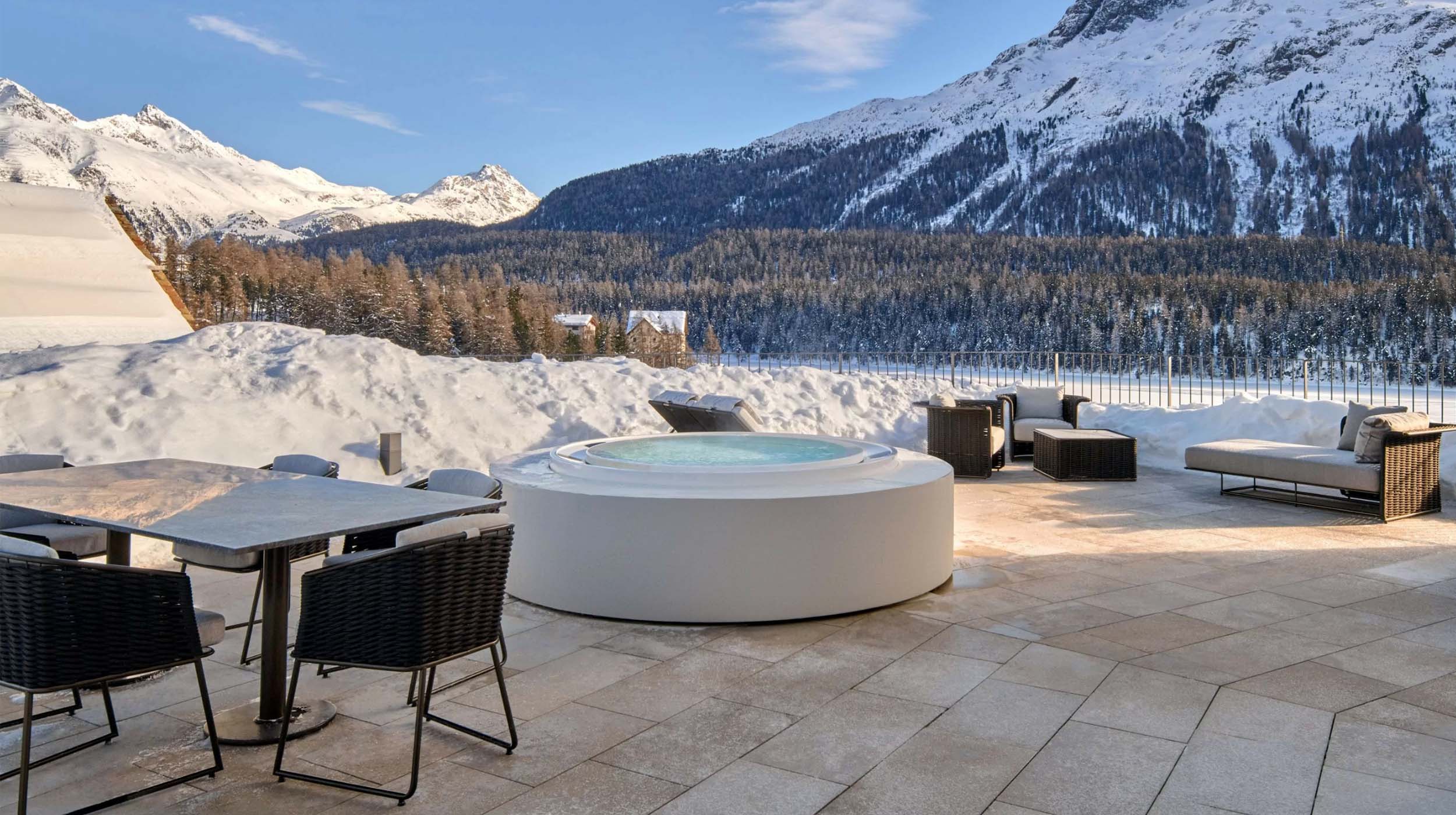 Block one image full